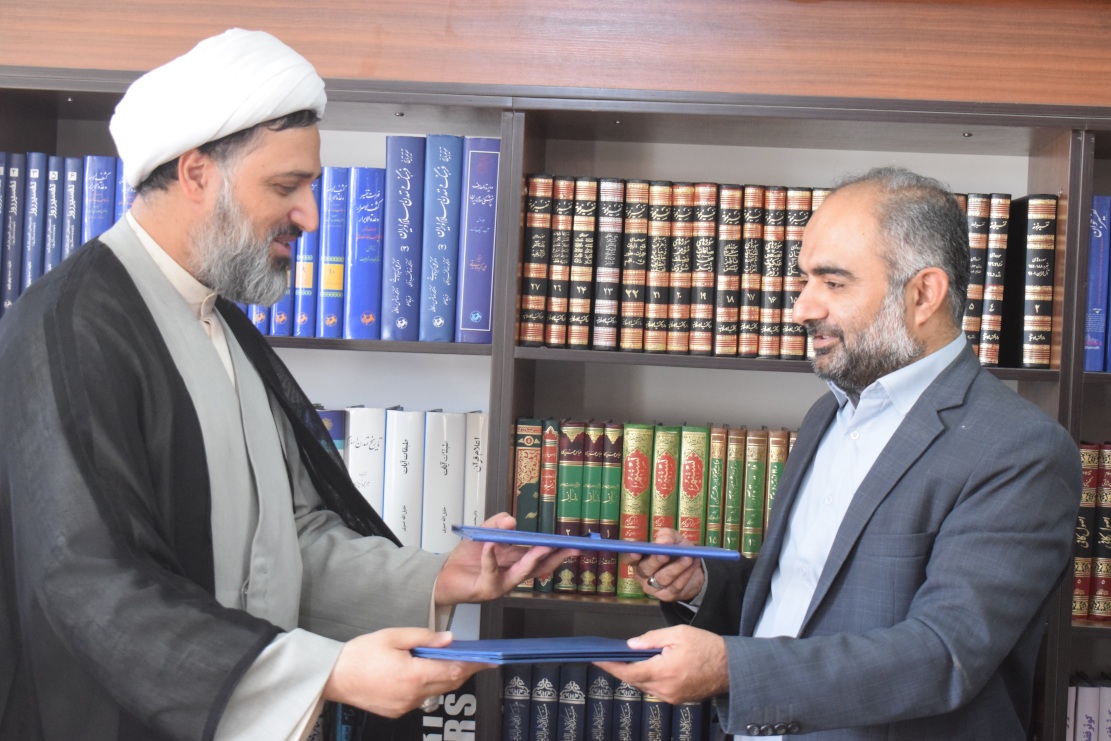 انقعاد تفاهمنامه همکاری اداره کل تبلیغات اسلامی، فرماندهی بسیج محلات و مساجد بوشهر