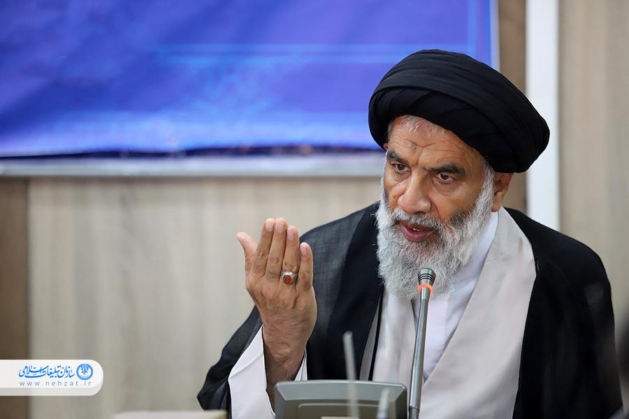 «زندگی با آیه ها» را بین مردم ترویج کنید «زندگی با آیه ها» را بین مردم ترویج کنید