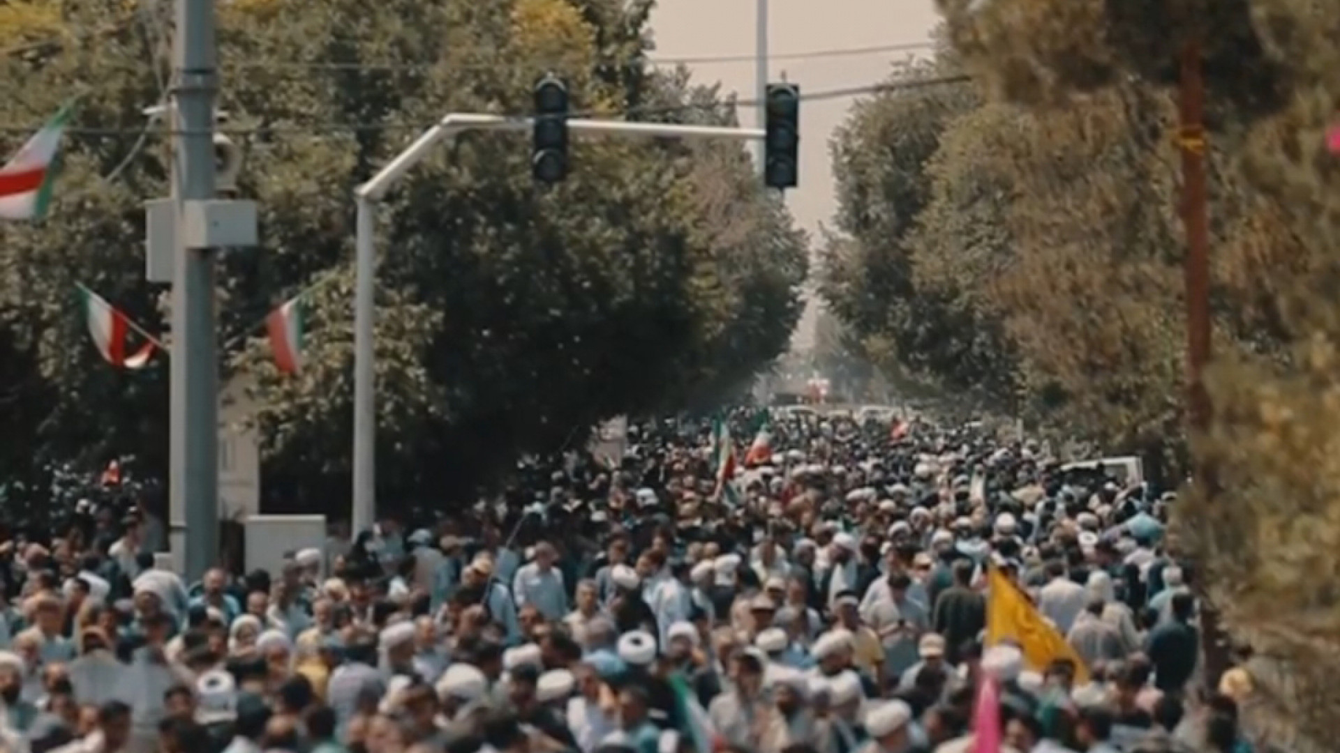 قیامِ کرمان برای وطن