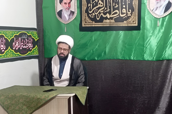 طلاب باید پیام فاطمیه را با شیوه‌های نوین به نسل جوان منتقل کنند