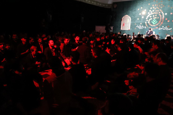 برپایی محافل عزای فاطمی در شهرکرد با عطر شهدای گمنام