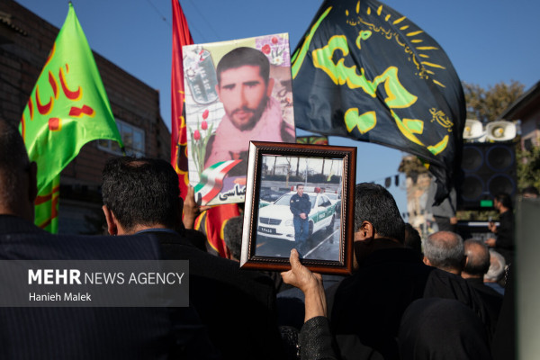 «بازگشت بی‌صدا، بدرقه‌ای پرشکوه؛ شهید گمنام کربلای4 در آغوش مردم آهنگرمحله آرام گرفت»