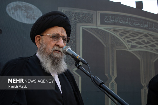 «بازگشت بی‌صدا، بدرقه‌ای پرشکوه؛ شهید گمنام کربلای4 در آغوش مردم آهنگرمحله آرام گرفت»