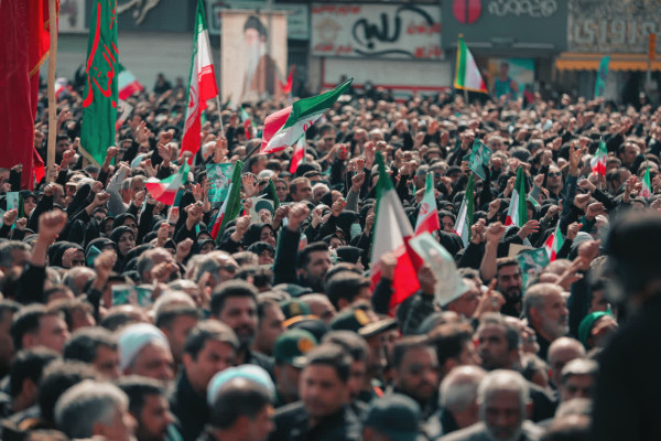 بکشید مارا ملت ما بیدار تر میشود...