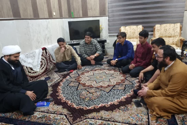 گعده‌ قرآنی نوجوانان با محوریت گفت‌وگو، انگیزه‌بخشی و هم‌افزایی